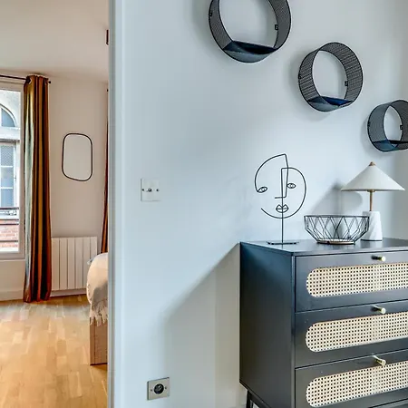 Montmartre L Close To Sacre-coeur & Rue Des Abbesses Apartamento